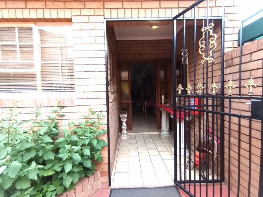 3 Bedroom Property for Sale in Parys Free State